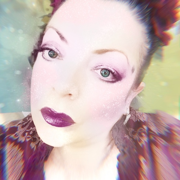 Meet your Posher, Victoria - Picture 1 of 1